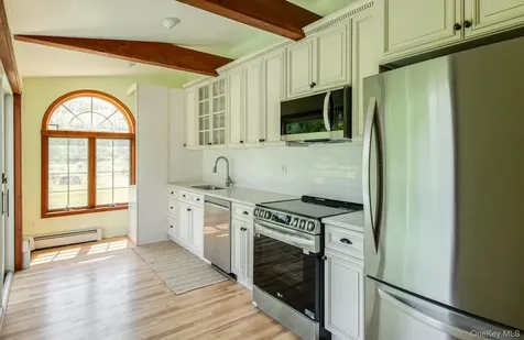 1360 Centre Road Rhinebeck NY 12572