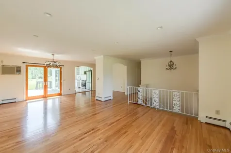 1360 Centre Road Rhinebeck NY 12572