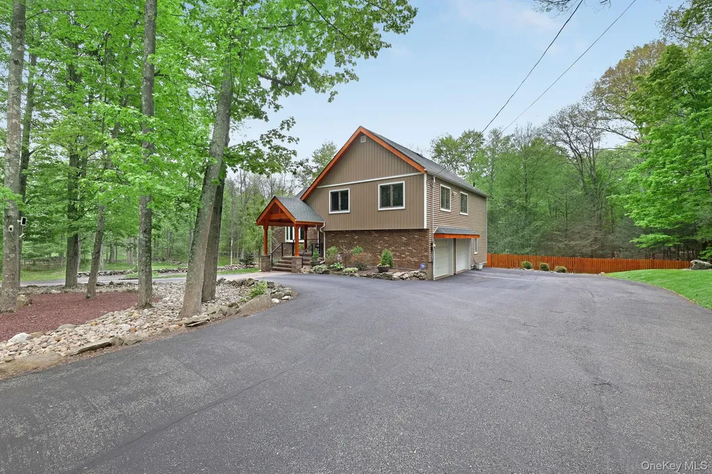 90 M And M Road Middletown NY 10940