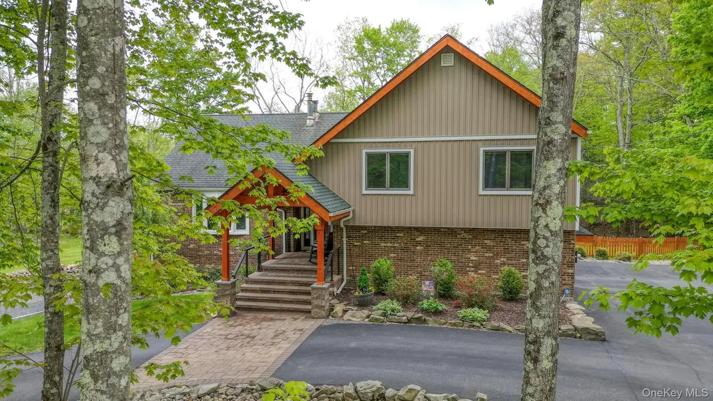 90 M And M Road Middletown NY 10940