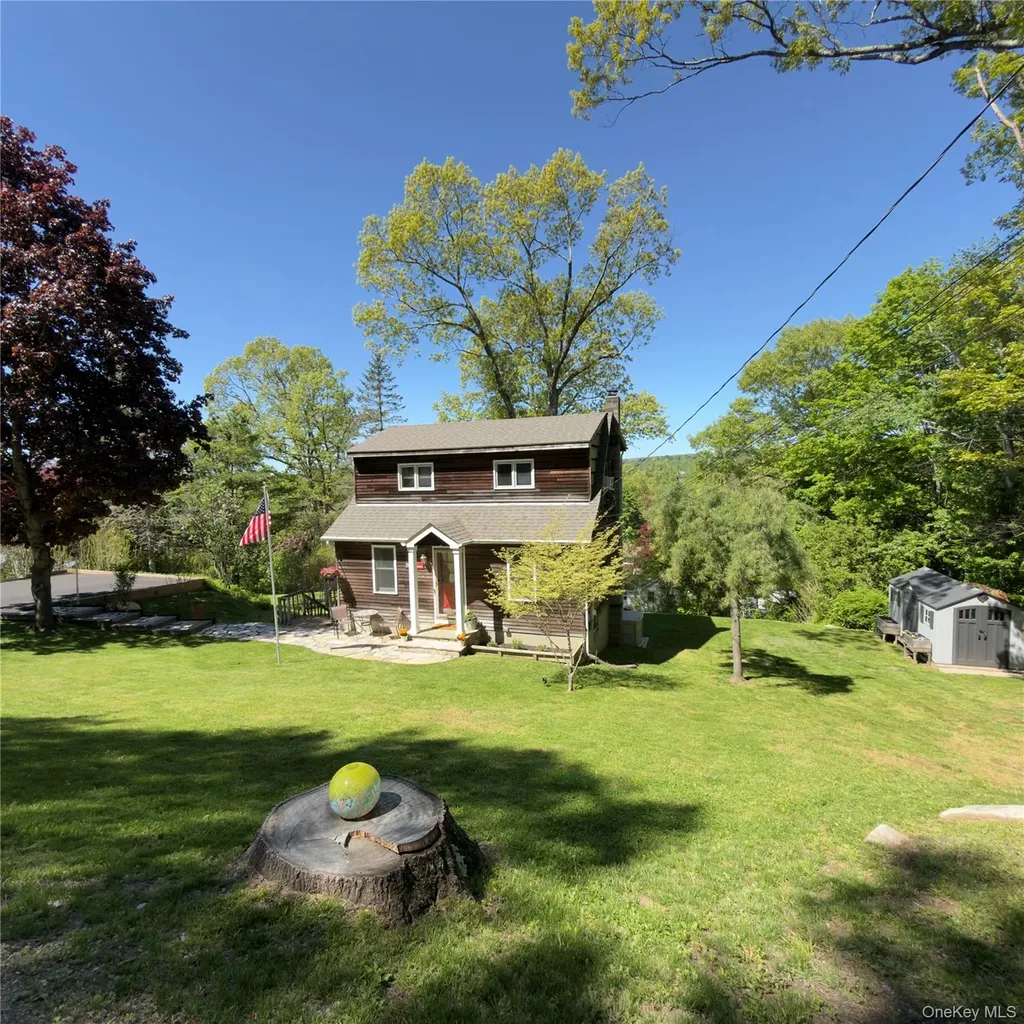 21 Birch Drive Mahopac NY 10541