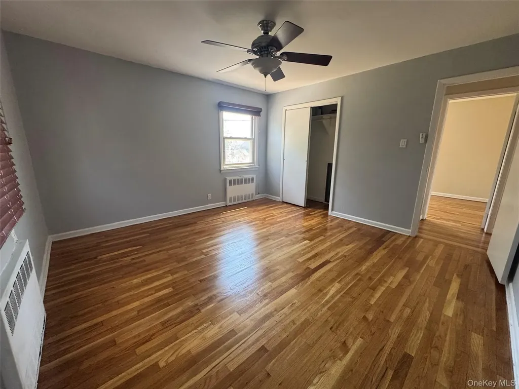 375 Cochran Place Valley Stream NY 11581
