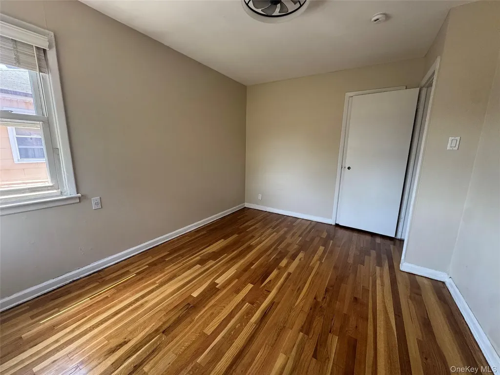 375 Cochran Place Valley Stream NY 11581