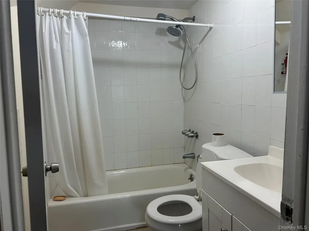 265 Conklin Street Farmingdale NY 11735