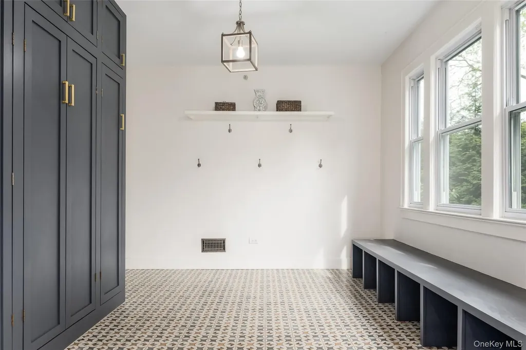 357 West Street Harrison NY 10528