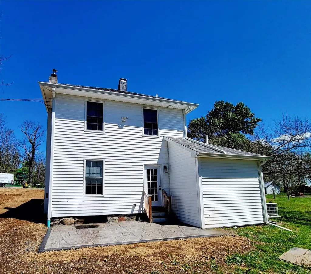 434 Dubois Road Wallkill NY 12589