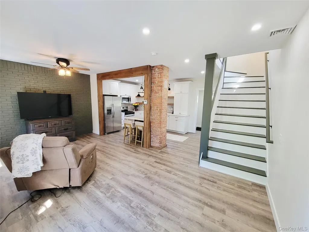 434 Dubois Road Wallkill NY 12589