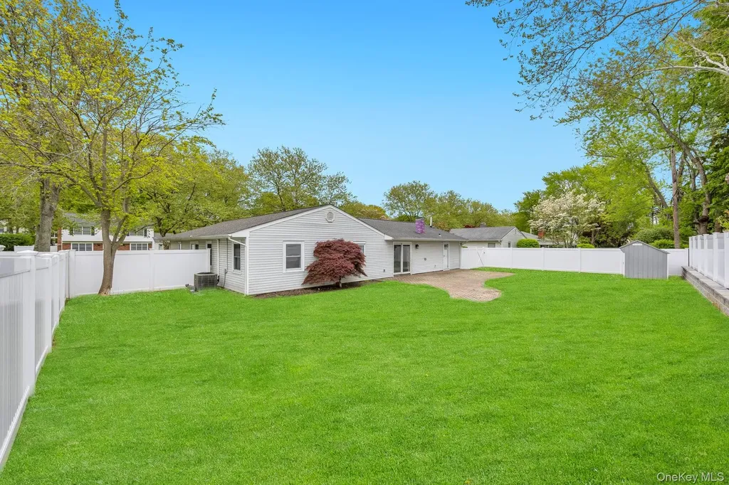 40 Twisting Drive Lake Grove NY 11755