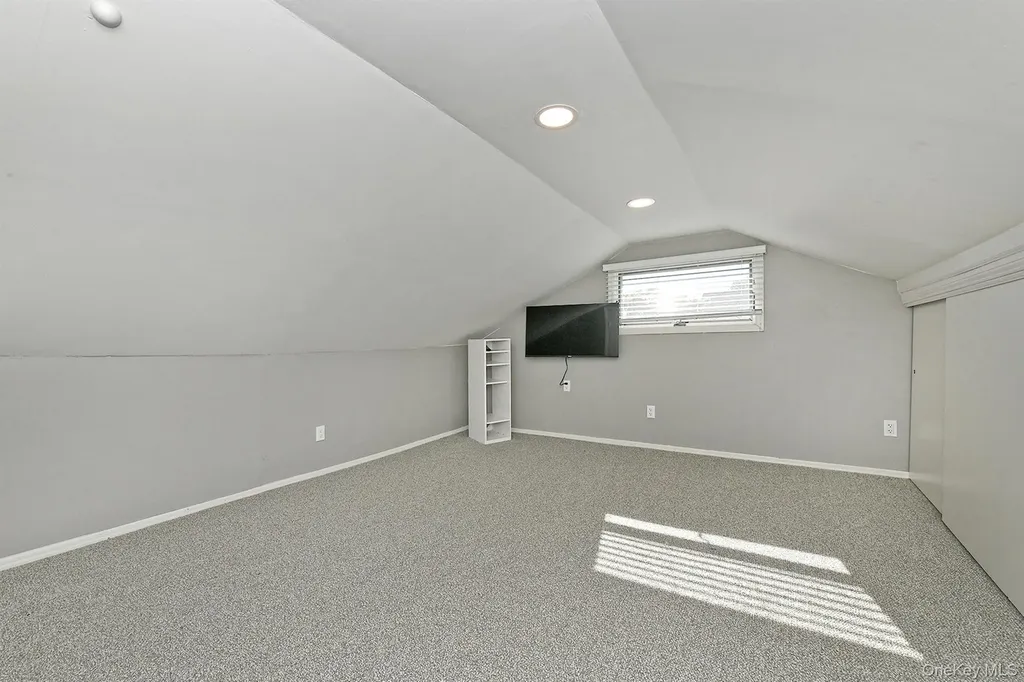 3697 Regent Lane Wantagh NY 11793