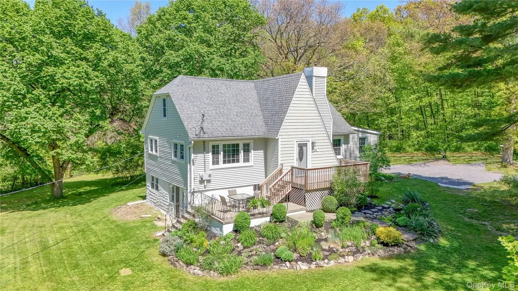 94 Smithtown Road Fishkill NY 12524
