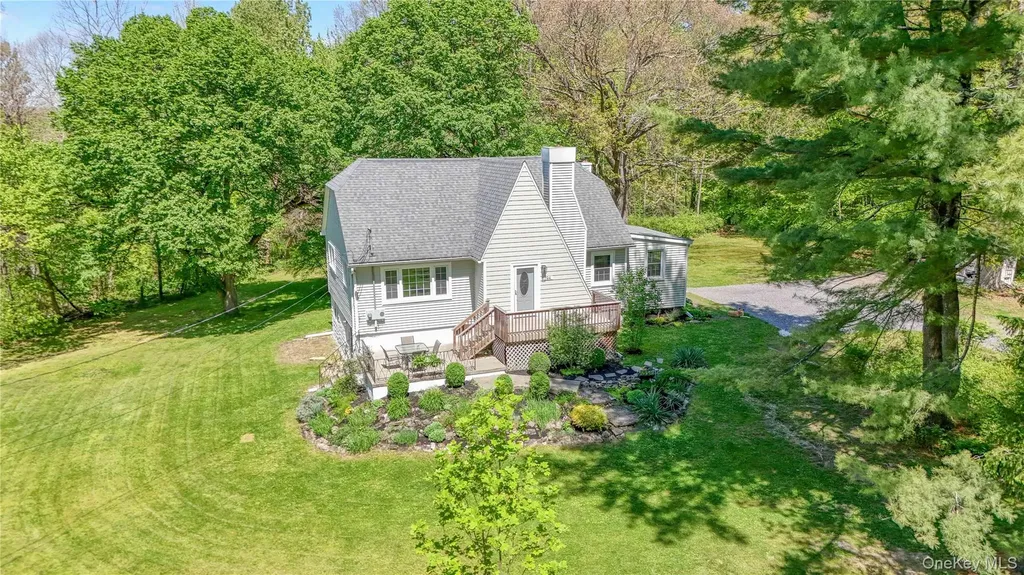 94 Smithtown Road Fishkill NY 12524