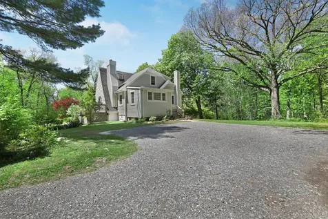 94 Smithtown Road Fishkill NY 12524