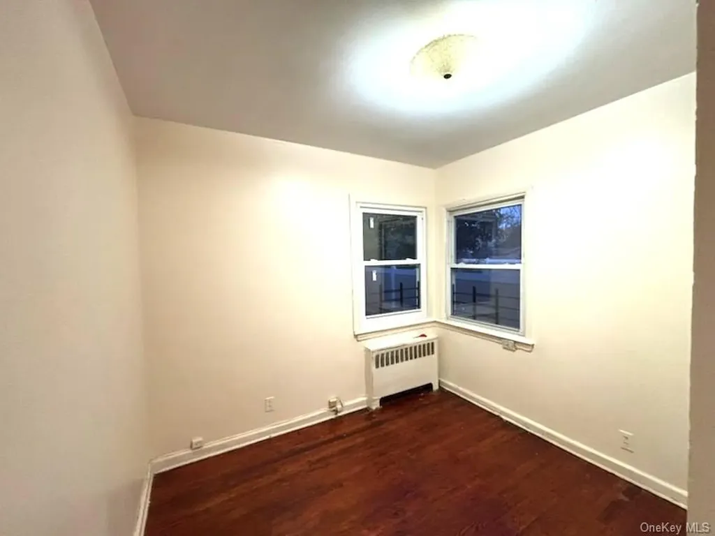 238-23 148th Drive Rosedale NY 11422