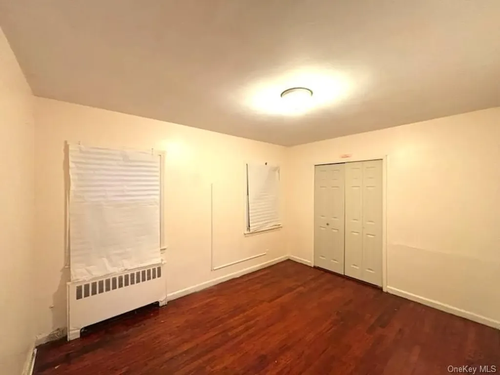 238-23 148th Drive Rosedale NY 11422
