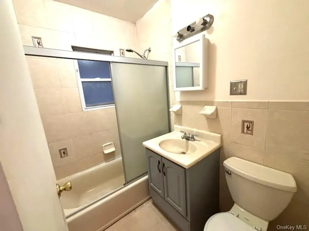 238-23 148th Drive Rosedale NY 11422