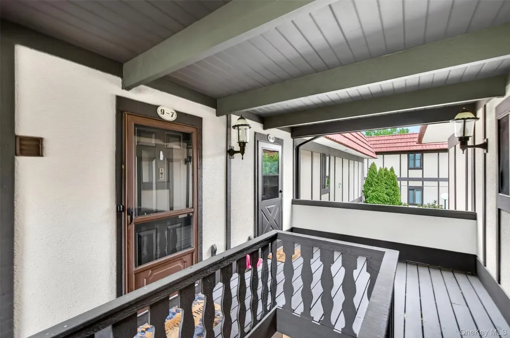 9 Loudon Drive Fishkill NY 12524
