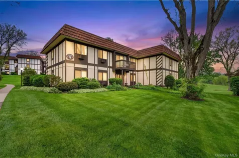 9 Loudon Drive Fishkill NY 12524