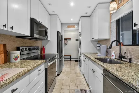 9 Loudon Drive Fishkill NY 12524