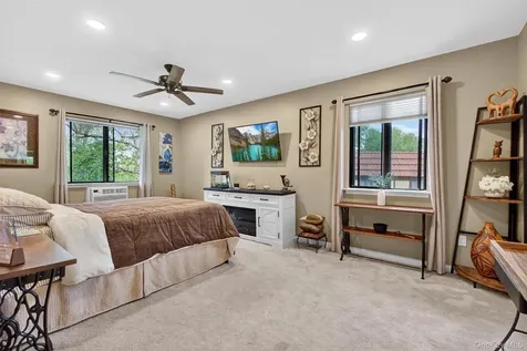 9 Loudon Drive Fishkill NY 12524