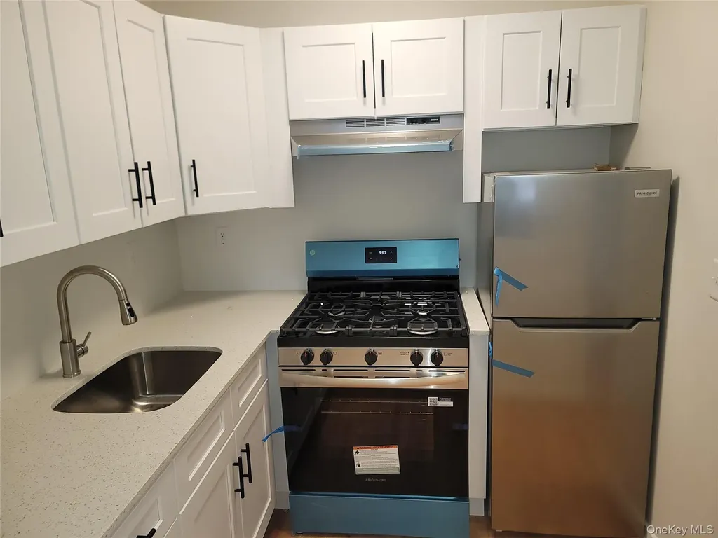 671 Bronx River Road Yonkers NY 10704