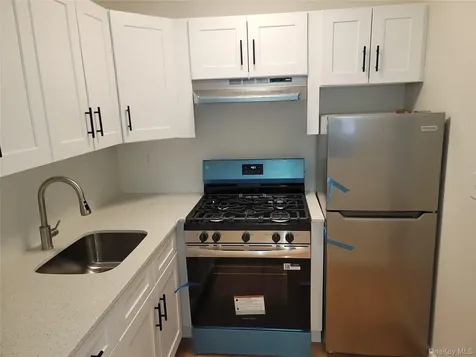 671 Bronx River Road Yonkers NY 10704