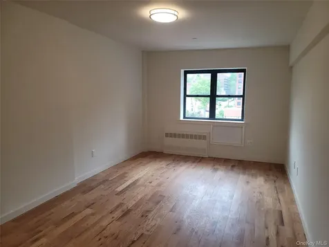 671 Bronx River Road Yonkers NY 10704
