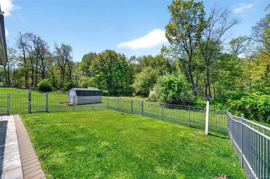 7 Deangelis Drive Monroe NY 10950