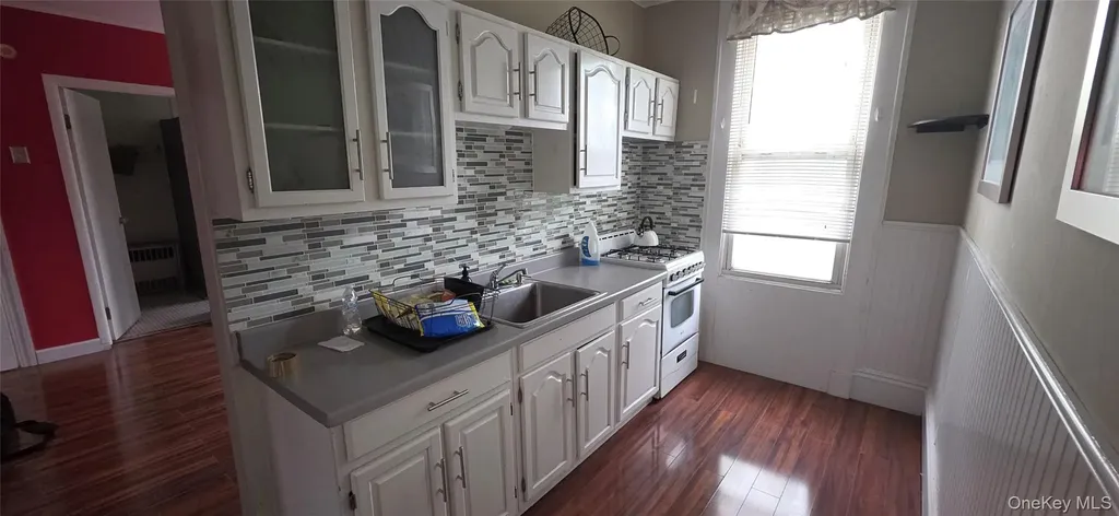 6074 54th Place Maspeth NY 11378