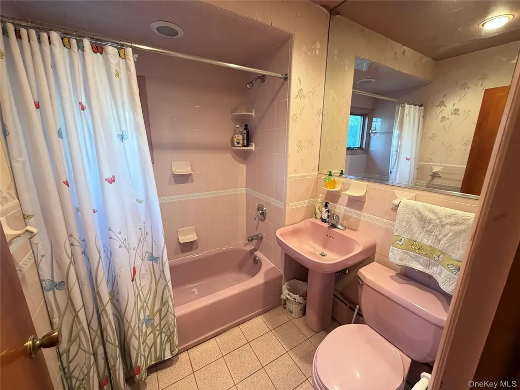 6 Maple Avenue Montgomery NY 12549