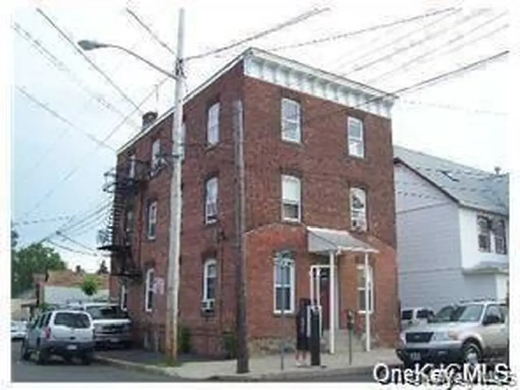 8 Franklin Avenue Pearl River NY 10965