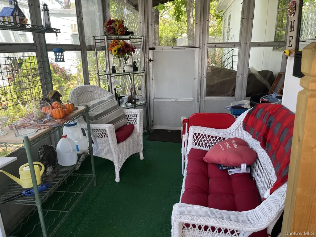 525 Riverleigh Avenue Riverhead NY 11901