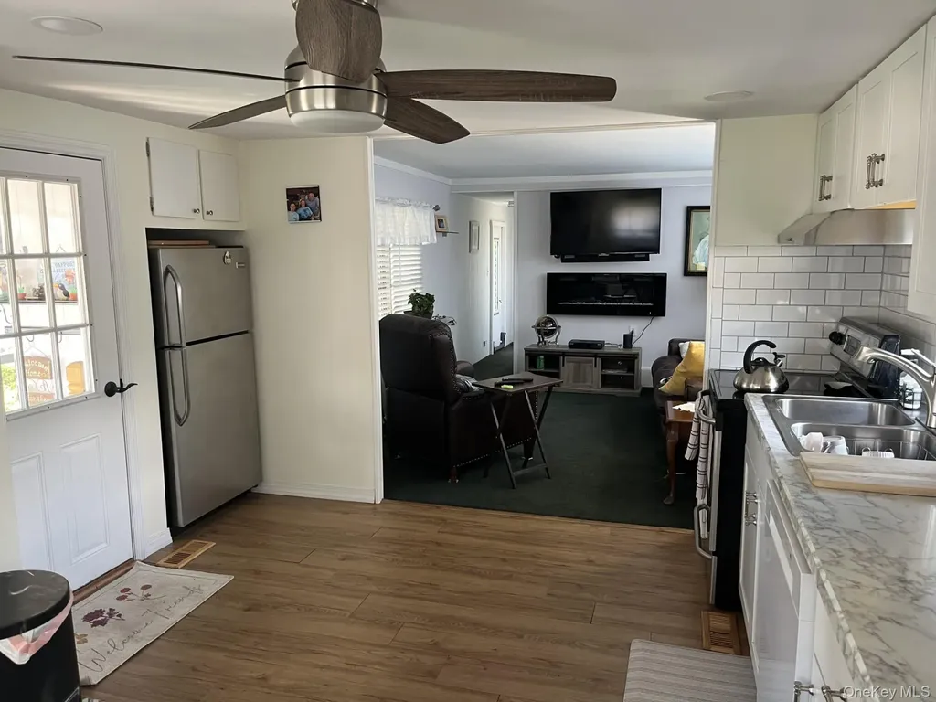 525 Riverleigh Avenue Riverhead NY 11901