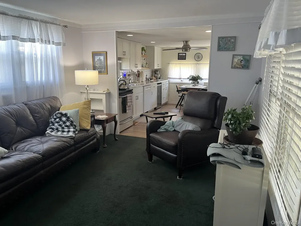 525 Riverleigh Avenue Riverhead NY 11901