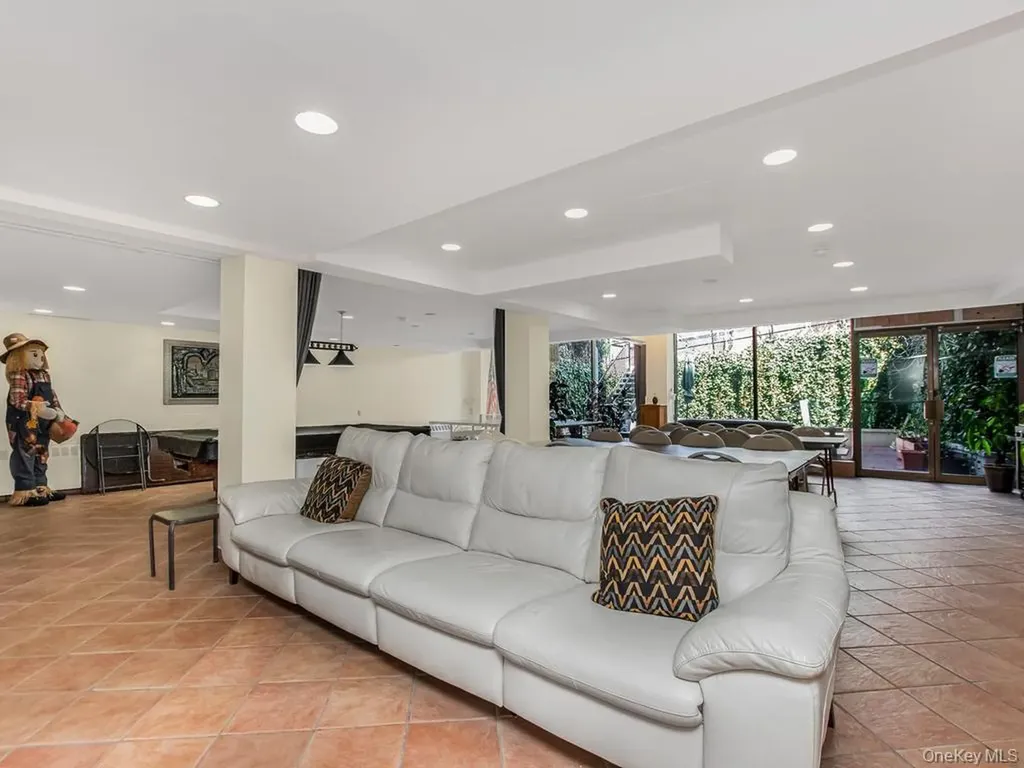 1874 Pelham Parkway S Bronx NY 10461