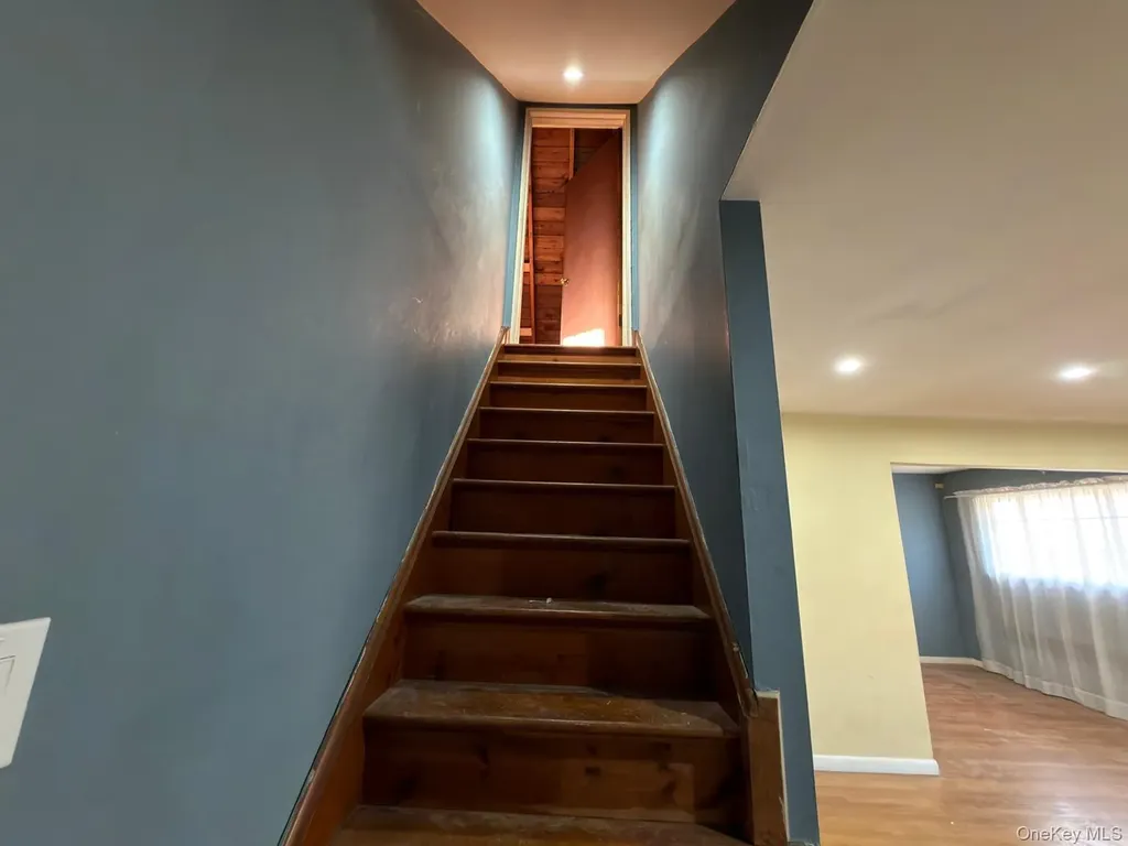 181 Covert Avenue Elmont NY 11003