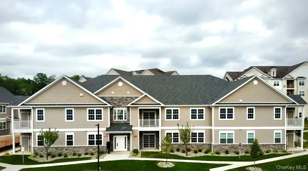 417 Tower Ridge Circle Middletown NY 10941