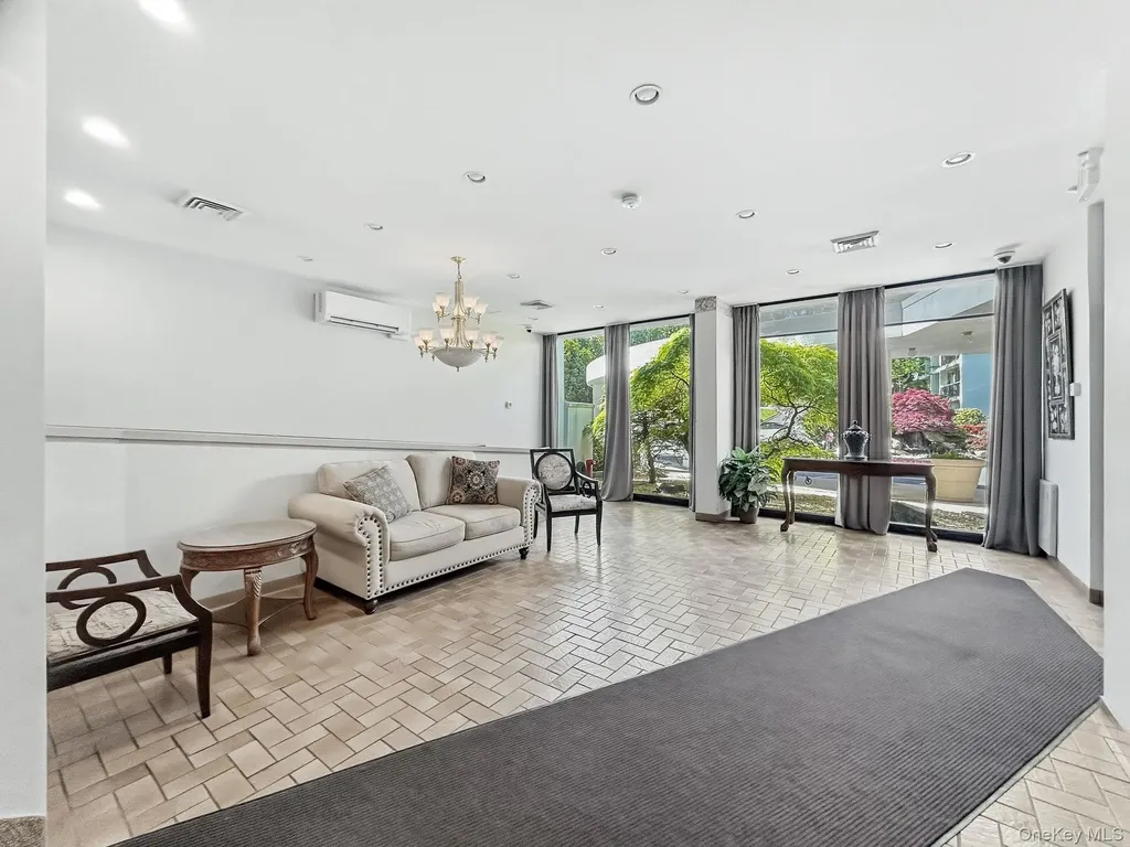 200 High Point Drive Hartsdale NY 10530