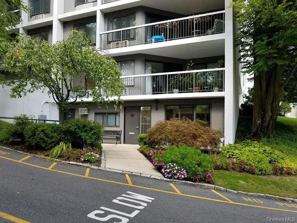 200 High Point Drive Hartsdale NY 10530