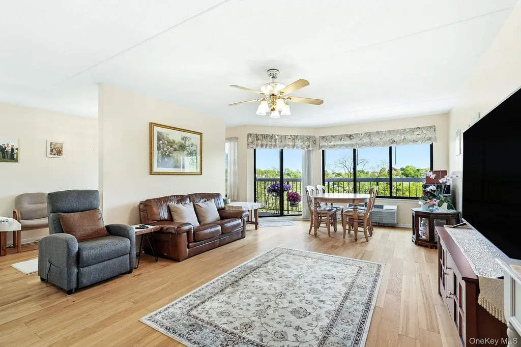 200 High Point Drive Hartsdale NY 10530