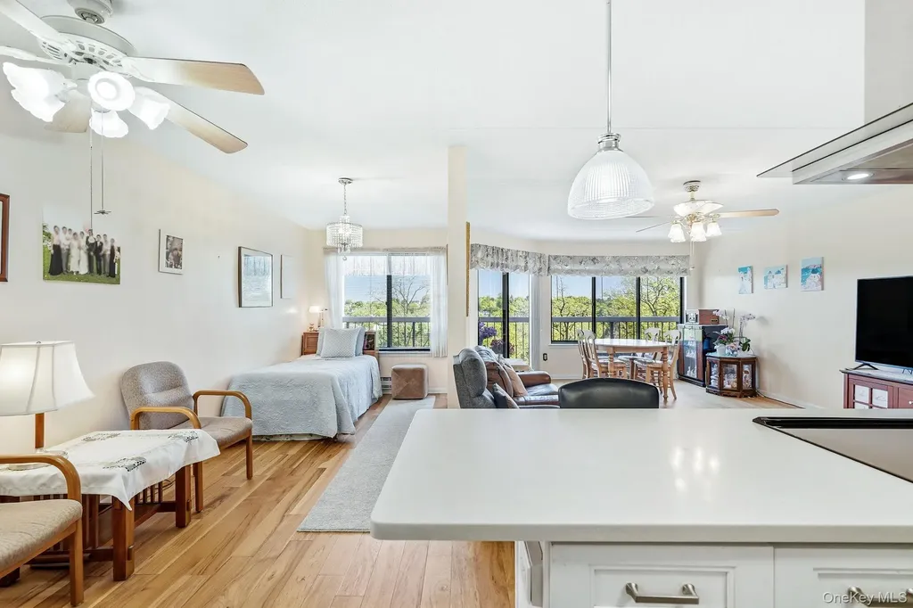 200 High Point Drive Hartsdale NY 10530
