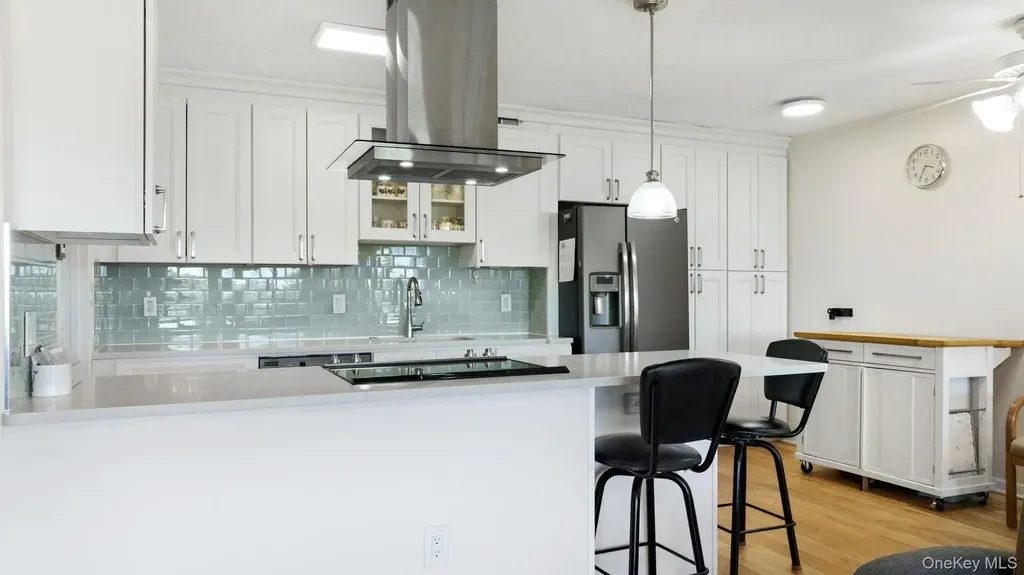 200 High Point Drive Hartsdale NY 10530