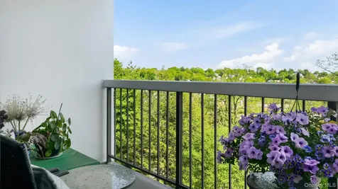 200 High Point Drive Hartsdale NY 10530