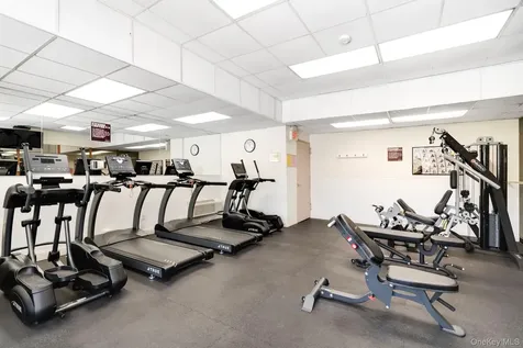 200 High Point Drive Hartsdale NY 10530