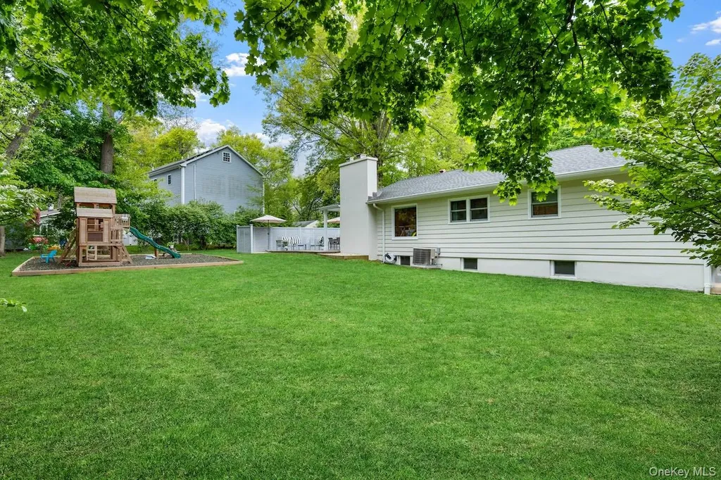 3 Green Acres Lane White Plains NY 10607