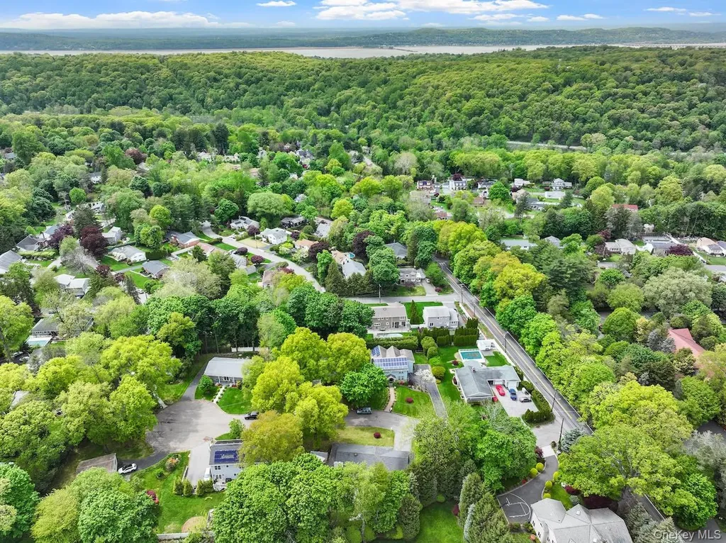 3 Green Acres Lane White Plains NY 10607