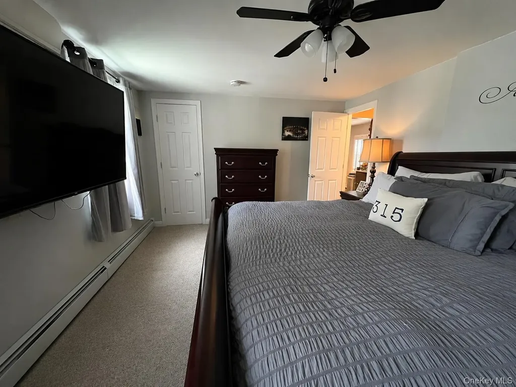 315 Grant Avenue Islip NY 11751
