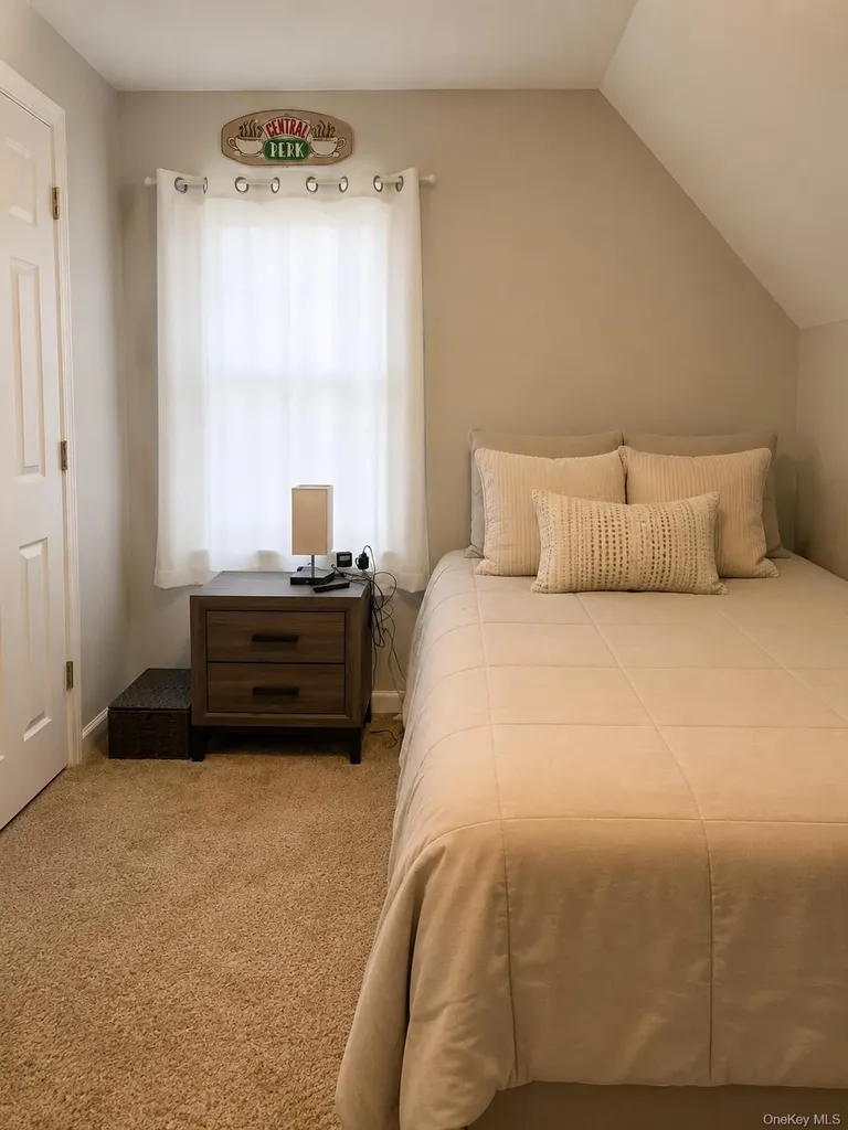 315 Grant Avenue Islip NY 11751