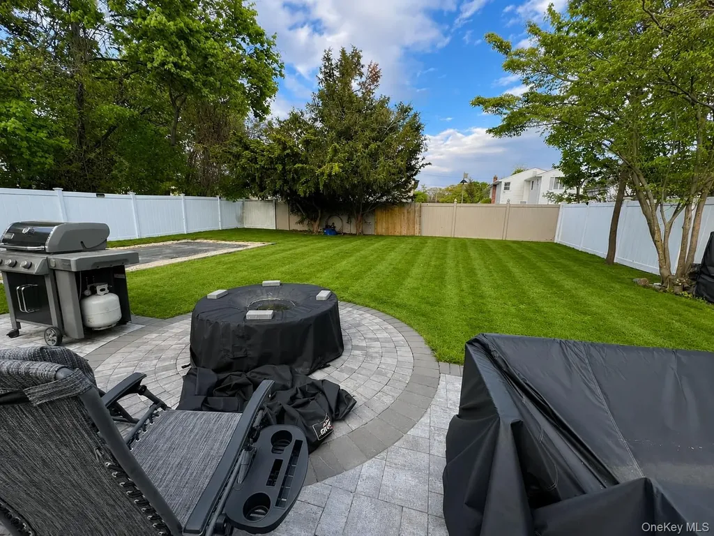 315 Grant Avenue Islip NY 11751