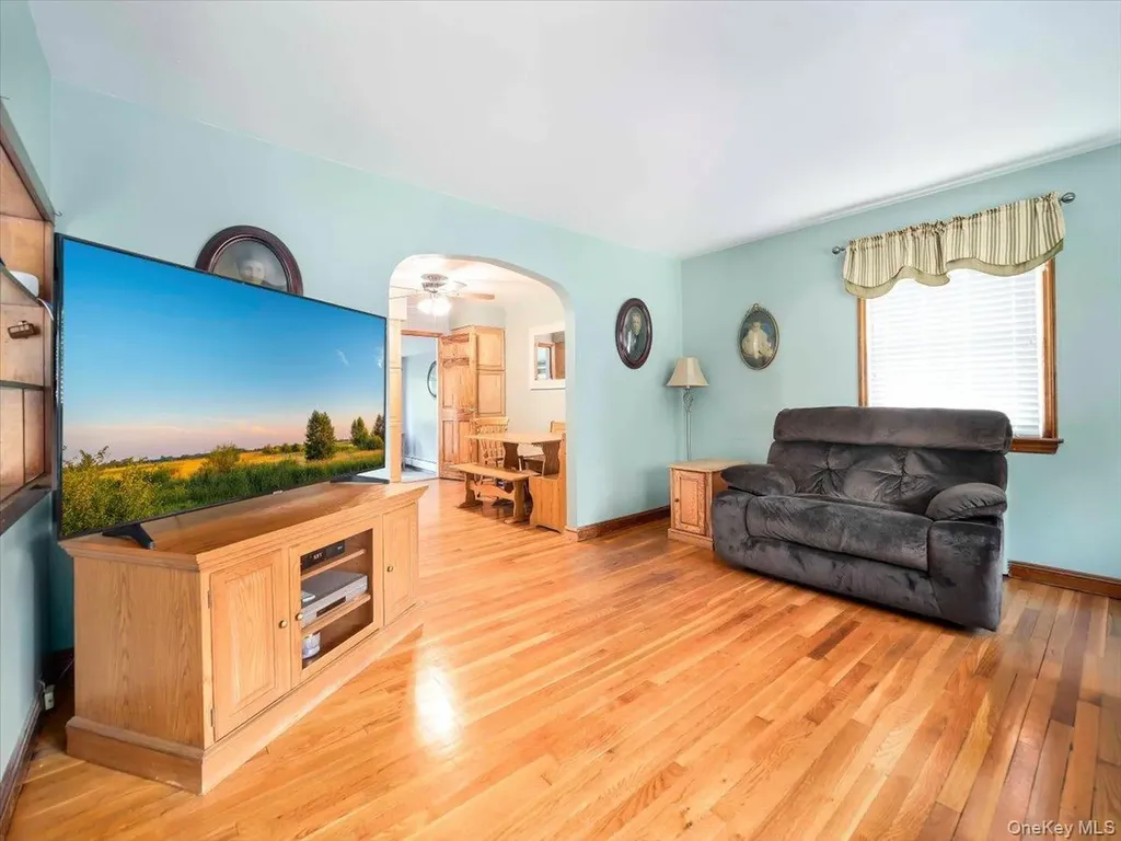 16 Will Rogers Lane Nanuet NY 10954
