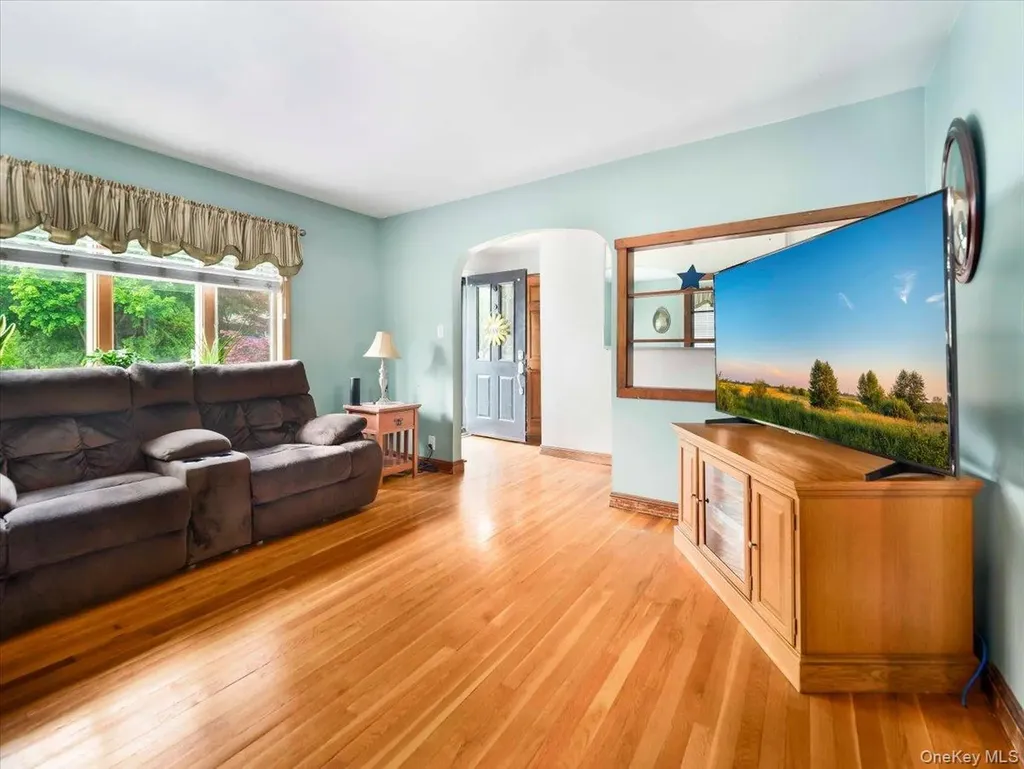16 Will Rogers Lane Nanuet NY 10954